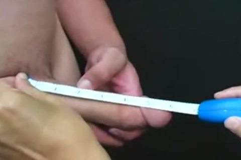 lusty guy Has handjob & ass licking By A Thug