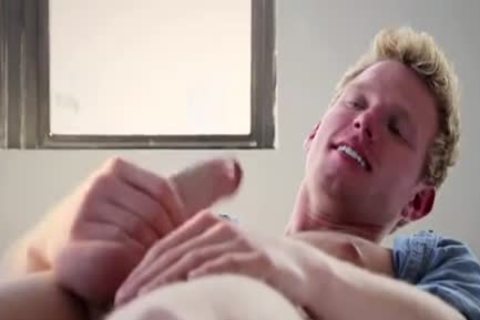 floozy blonde seduce webcamera man