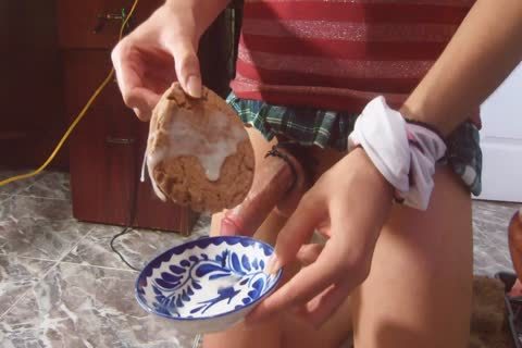 cumming On ravishing Bread