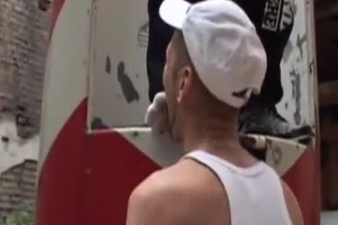 Tthis guy thrall lick ribald Feet