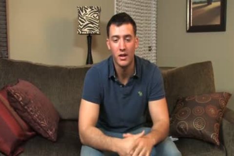 kinky Shy boy Works His banging 10-Pounder!