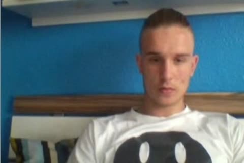 German serf dude pokes His booty With A Bottle