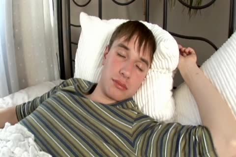 Super sexy twinks Have Some joy After meeting Up