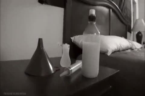 Ryan Cummings - hammering avid - nail Holes three Ga