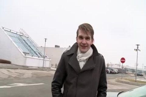 delicious teen oral stimulation sperm In throat