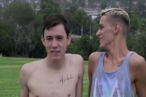 Skinny teen receives Bred