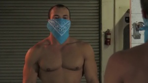 Bromo US: Hunk Leon Lewis has a taste for handjob