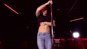 Reality Dudes: Inked Theo Ross masturbating