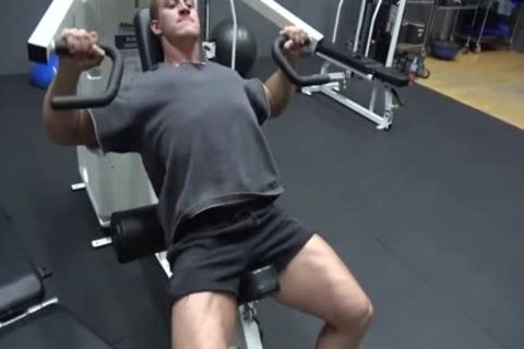 pumped up Fitness Enjoying Giving enjoyment To His filthy Body