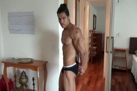 Muscled enjoys greatly real sex in HD