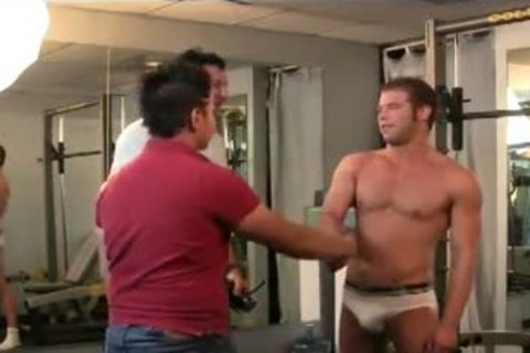Hunky homo Gym Rats suck & bang