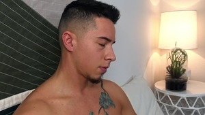 Str8Chaser.com - Thick Vincent Oreilly fucks for cash