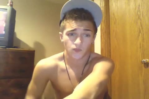 attractive teen boy Cums For Chat