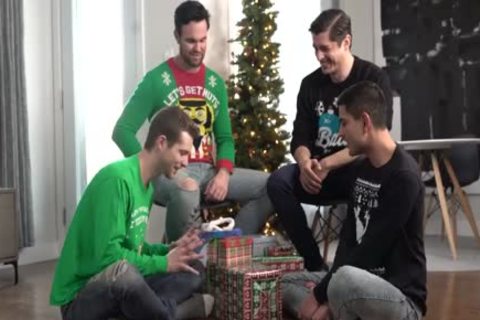 ItÂ´s Christmas , boyz - ?