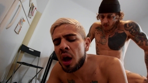 BROMO: Muscled Bo Sinn likes nailing