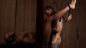 MEN.com - Muscle Trent King loves big dick Bo Sinn