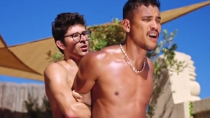 That pretty bare Bottom Sure Knows How To Satisfy A throbbing 10-Pounder