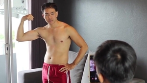 Massage Therapy - oriental Thai Straight Bass Has A Massage With sperm shot