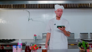 Scott Miller Shows His Cooking Prowess