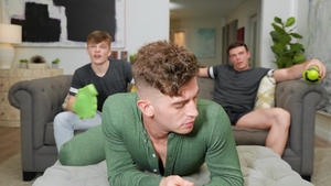 Men: Jock's Game Ruined by Secret Sucking