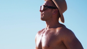 Men: Cock-Sucking Fun Under the Hot Sun