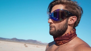 Men: Cock-Sucking Fun Under the Hot Sun