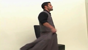 Cody Cummings: Sneaky photo shoot fun