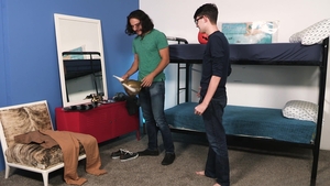 Family Dick: Costumes and Cum for Boys and Their Uncle